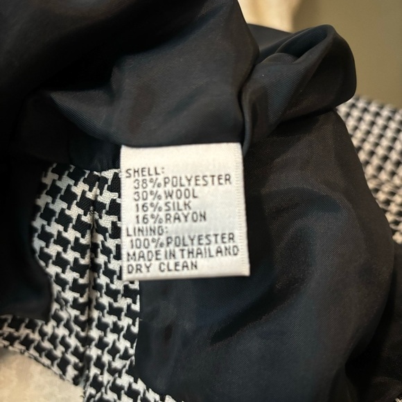 Talbots Wool Blend Double Breasted Houndstooth Jacket/Blazer, Size 12 Petite - Picture 9 of 9